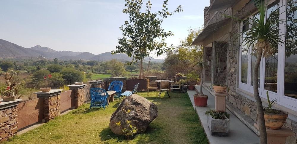 Hotel Devra Udajpur Exteriér fotografie